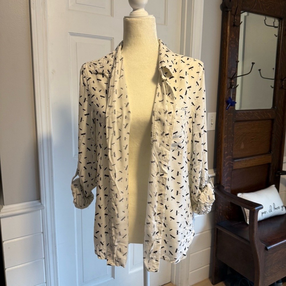 Velvet Heart White Shirt with Black Dragonfly Print